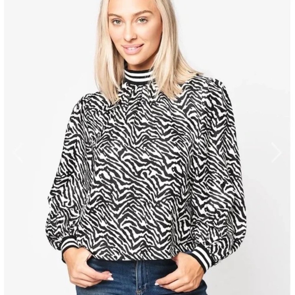 Hunter Bell Women's Sydney Top zebra stripes silk